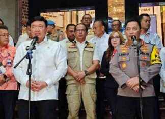 Prabowo Wishes Happy New Year 2025 to All Indonesian People prabowo-wishes-happy-new-year-2025-to-all-ndonesian-people