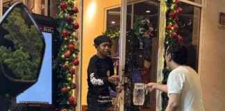 Dede Sunandar Admits Being the Viral Waiter, Claims to Make Money When Celebrity Gigs are Slow – dede-sunandar-admits-being-the-viral-waiter-claims-to-make-money-when-celebrity-gigs-are-slow-tribunnewscom