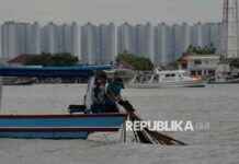 Exploring the Demolition Process of Tangerang’s Seawall exploring-the-demolition-process-of-tangerangs-seawall-republika-online