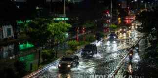 Flood in Grobogan Disrupts Train Travel, KAI Apologizes flood-in-grobogan-disrupts-train-travel-ka-apologizes-republika-online