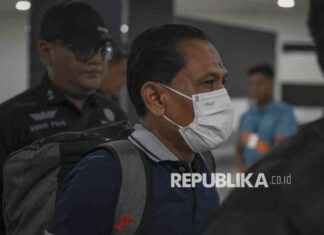 Former Chief Judge of Surabaya Court Receives 63 Thousand Singapore Dollars in Ronald Tannur Bribery Case former-chief-judge-of-surabaya-court-receives-63-thousand-singapore-dollars-in-ronald-tannur-bribery-case-republika-online