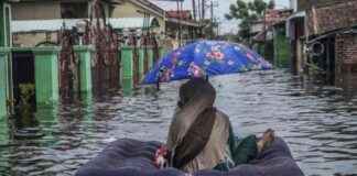 Government and Private Sector Collaborate to Send Food Aid for Flood-Affected Pekalongan | Republika Online government-and-private-sector-collaborate-to-send-food-aid-for-flood-affected-pekalongan-republika-online