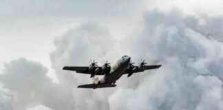 Hercules C-130 Firefighting: Spraying 14 Tons of Fire Retardant in 5 Seconds hercules-c-130-firefighting-spraying-14-tons-of-fire-retardant-in-5-seconds