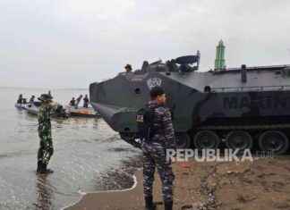 KSAL Leads 1,500 Joint Forces in Tearing Down Sea Fence in Tangerang, Amphibious Tank Deployed ksal-leads-1500-joint-forces-in-tearing-down-sea-fence-in-tangerang-amphibious-tank-deployed-republika-online