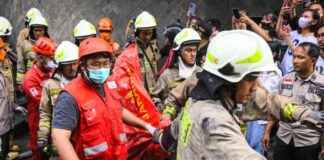 Investigasi Korban Meninggal di Kebakaran Glodok: Dugaan Keterlibatan Kru Pesawat nvestigasi-korban-meninggal-di-kebakaran-glodok-dugaan-keterlibatan-kru-pesawat-republika-online