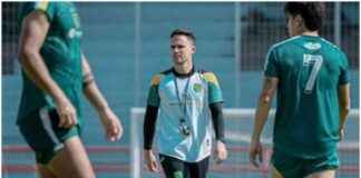 Paul Munster Berharap Kembalikan Marwah Persebaya di GBT: Kalah Dua Kali Beruntun paul-munster-berharap-kembalikan-marwah-persebaya-di-gbt-kalah-dua-kali-beruntun