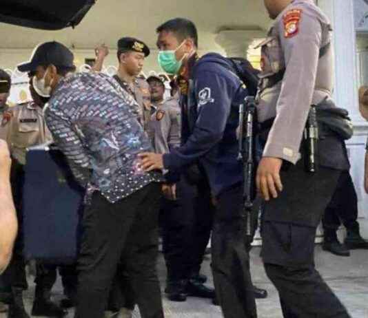 Reasons Why KPK Uses Suitcases to Carry Evidence from Hasto Kristiyanto’s House, Not Plastic – reasons-why-kpk-uses-suitcases-to-carry-evidence-from-hasto-kristiyantos-house-not-plastic-tribunnewscom