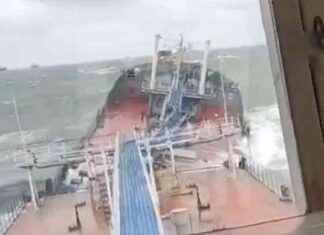 Russia-Ukraine Conflict: Oil Spills from 2 Russian Ships in Sevastopol – russia-ukraine-conflict-oil-spills-from-2-russian-ships-in-sevastopol-tribunnewscom