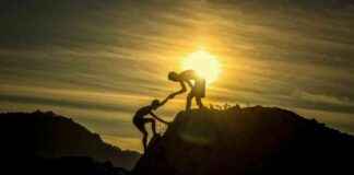 The Importance of Helping Each Other for Reward the-mportance-of-helping-each-other-for-reward-republika-online