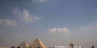 The Story of Angel Jibril Silencing Pharaoh’s Mouth with Sea Mud | magentatoday.id the-story-of-angel-jibril-silencing-pharaohs-mouth-with-sea-mud-magentatodayid