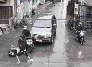 Man Brutally Stabbed in Bandung, Police Hunt Attacker man-brutally-stabbed-in-bandung-police-hunt-attacker