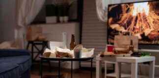 Mysterious Woman Living Underground in China Goes Viral, Resembles Parasite Film mysterious-woman-living-underground-in-china-goes-viral-resembles-parasite-film