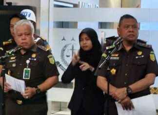 Perintah Oplos Pertamax Premium: Kejagung Bongkar Kasus Bahan Bakar perintah-oplos-pertamax-premium-kejagung-bongkar-kasus-bahan-bakar