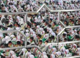 Thousand Santri Recite Hijaiyah Letters Together | Republika Online thousand-santri-recite-hijaiyah-letters-together-republika-online