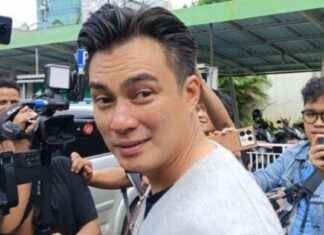 Baim Wong Santai Menikmati Sahur Meski Rumah Terendam Banjir baim-wong-santai-menikmati-sahur-meski-rumah-terendam-banjir