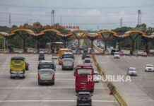 Government Lowers Airplane Ticket and Toll Fee for Homecoming Period government-lowers-airplane-ticket-and-toll-fee-for-homecoming-period