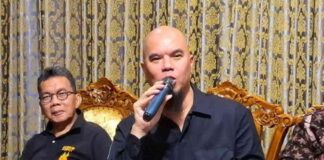 warning-from-ahmad-dhani-to-young-singers-avoid-mirroring-agnez-mos-manners