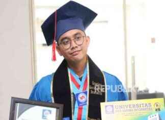 Gracias Sabet Gelar Wisudawan Terbaik UBSI ke-61 gracias-sabet-gelar-wisudawan-terbaik-ubs-ke-61