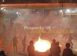 Clash in Manggarai: Residents Fight with Firecrackers and Molotov, Traffic Jam clash-in-manggarai-residents-fight-with-firecrackers-and-molotov-traffic-jam