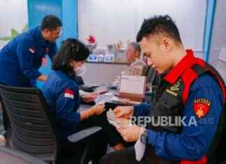 Kejari Umumkan Tersangka Korupsi PDNS Kemenkominfo Rp 958 Miliar kejari-umumkan-tersangka-korupsi-pdns-kemenkominfo-rp-958-miliar