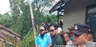 Landslide Damages 6 Houses in Lembang, West Bandung Regent Reveals Cause landslide-damages-6-houses-in-lembang-west-bandung-regent-reveals-cause