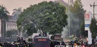 May Day Chaos in Semarang: Police Accuse Anarchist Group | Republika Online may-day-chaos-in-semarang-police-accuse-anarchist-group-republika-online