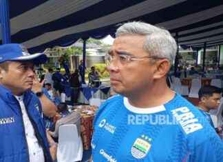 Persib Bandung IPO 2026: Farhan Promises to Buy Shares persib-bandung-po-2026-farhan-promises-to-buy-shares